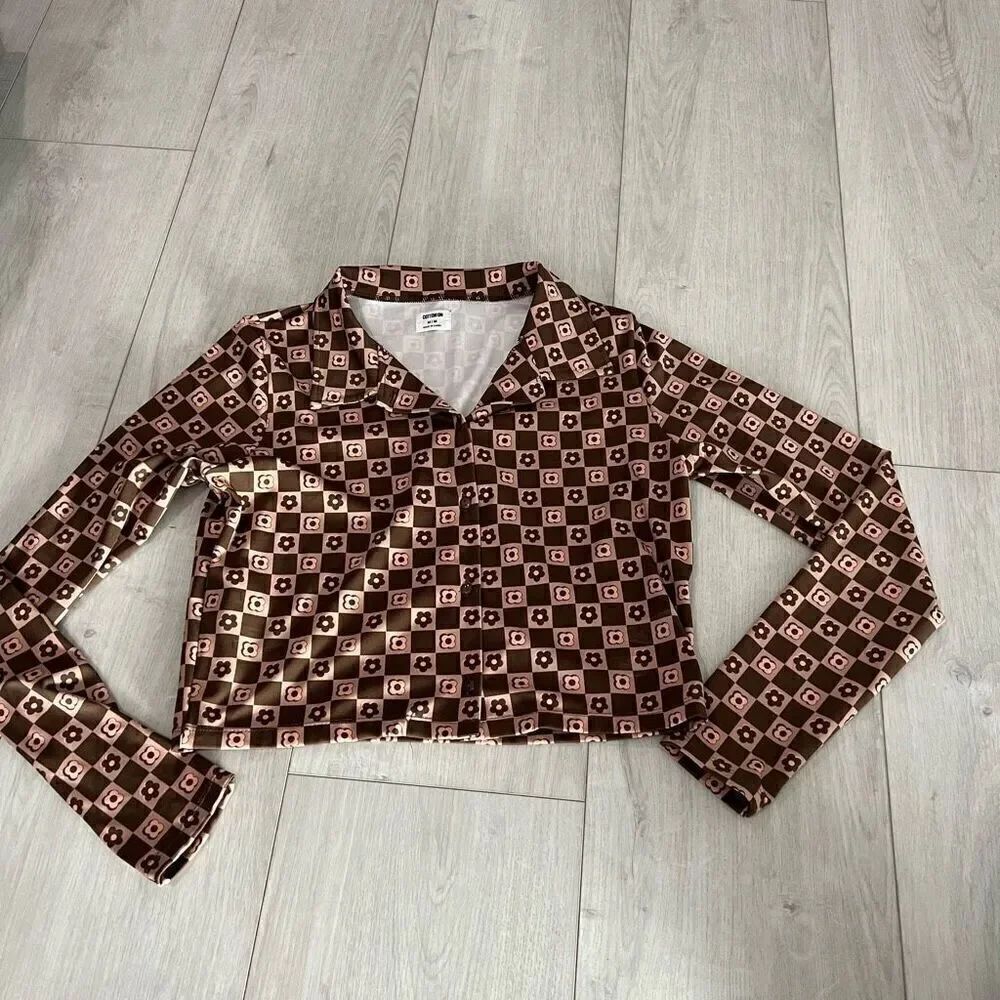 Cotton on women top size m
